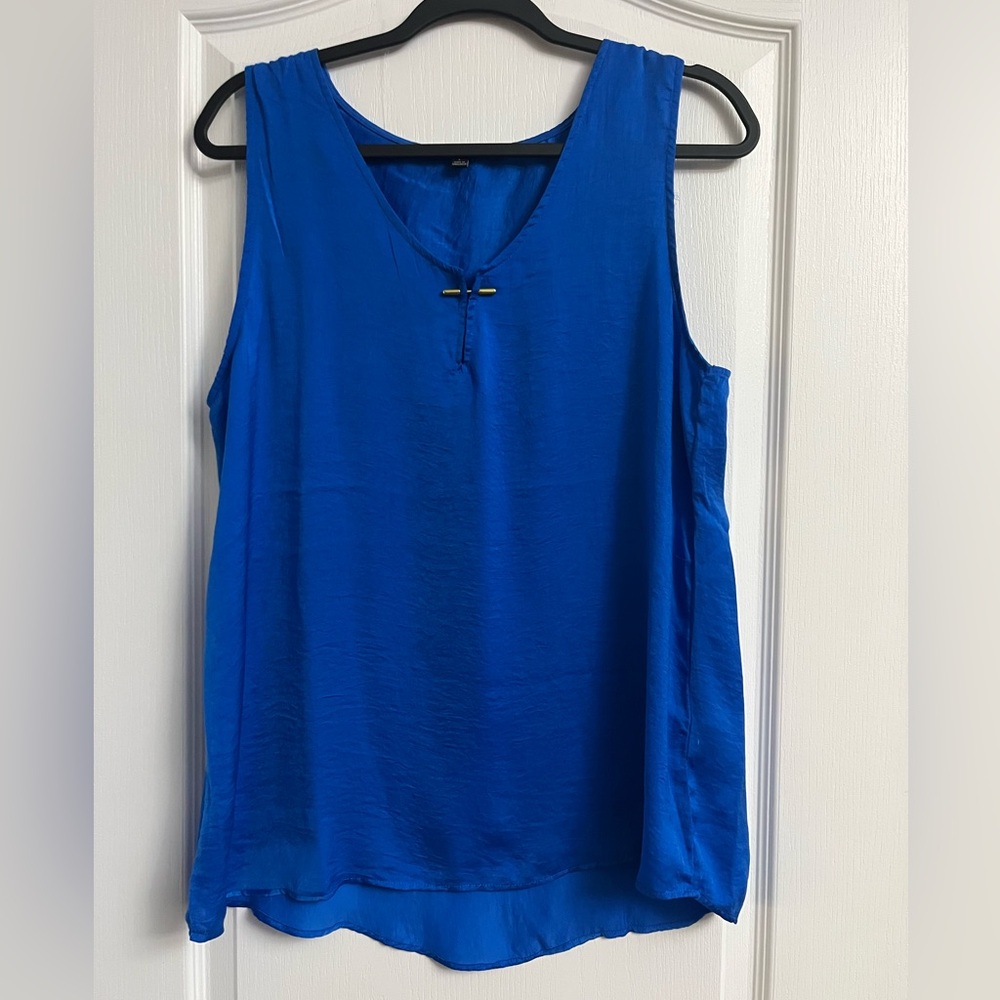 Harve Benard Vibrant Flowy Blue Sleeveless Top size Large